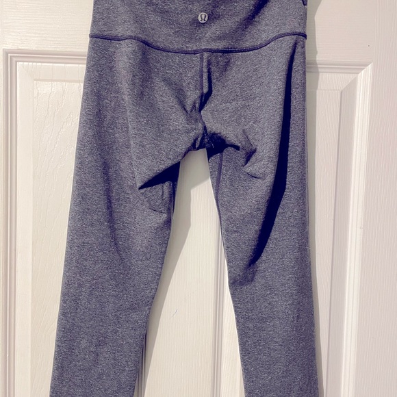 Lululemon capri leggings - Picture 2 of 3